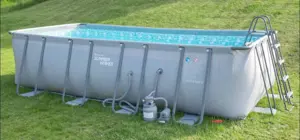 Intex Fame Pool mit zusätzlichen Ersatzteilen zu verkaufen