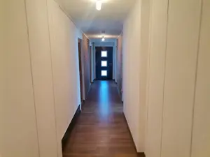 Vermiete 4 Zimmerwohnung in älterem Mehrparteienhaus in Dornbirn Bild 7