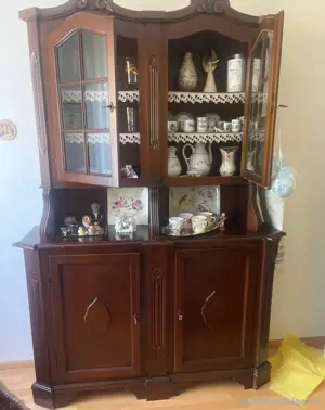 alte Vitrine 