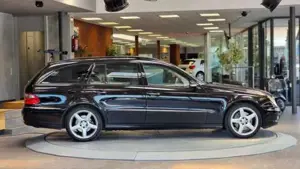 Mercedes-Benz E 50 Bild 13