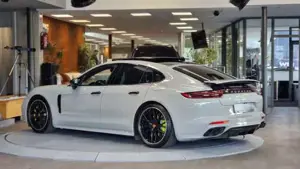 Porsche Panamera Bild 11