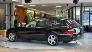 Mercedes-Benz E 50 Bild 6