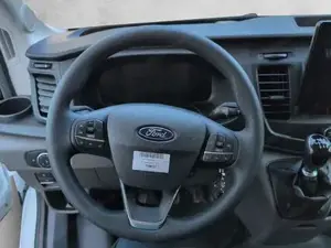 Ford Transit Bild 9