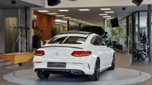 Mercedes-Benz C 220 Bild 7