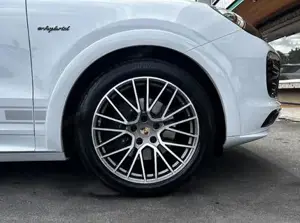 Porsche Cayenne Bild 10