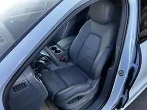 Porsche Cayenne Bild 15