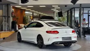 Mercedes-Benz C 220 Bild 10