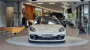 Porsche Panamera Bild 2