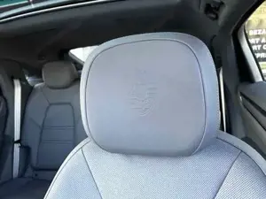 Porsche Cayenne Bild 13