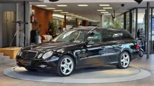 Mercedes-Benz E 50 Bild 5