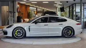 Porsche Panamera Bild 12