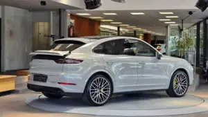 Porsche Cayenne Bild 13