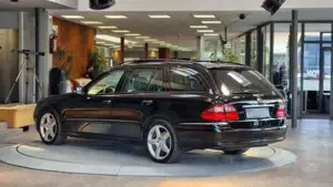 Mercedes-Benz E 50 Bild 7