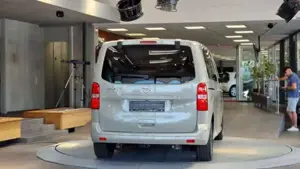 Opel Zafira Bild 7