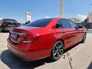 Mercedes-Benz E Bild 12