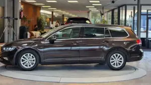 Volkswagen Passat Bild 9