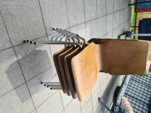 4 holzstühle mit metall