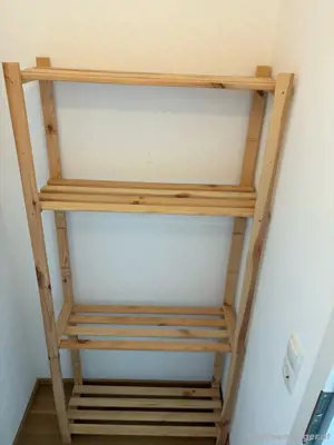 Holzregal zu verschenken