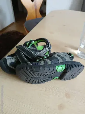 Sandalen Gr. 27