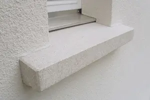 Fensterbänke unverwüstlich aus Betonwerkstein Bild 2