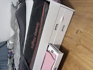 Modernes, weißes Jugendbett mit viel Stauraum   perfekt für Teenager! Bild 2