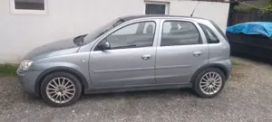 Opel Corsa C 1.2 Twinport Bild 2