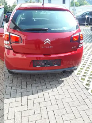 Citroen C3 Pure Tech Bj  2017 79000Km Topzustand 6750.- Bild 3