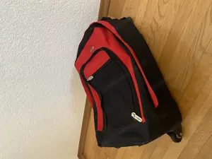 Kinderkoffer mit abnehmbaren Rucksack Bild 4