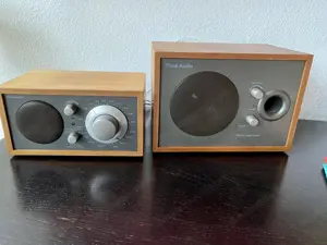 Tivoli Model two Kirsche Bild 3