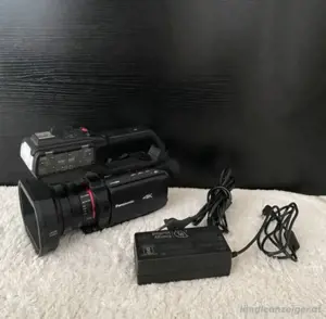Panasonic HC X2000 3Akkus Neuwertig