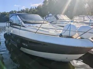 Boot Cobrey Yacht 33HT 2 x 250 PS, 2015 Bild 2