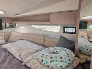 Boot Cobrey Yacht 33HT 2 x 250 PS, 2015 Bild 9
