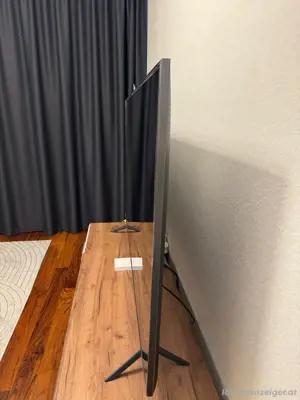 65 Zoll Samsung Fernseher Bild 2