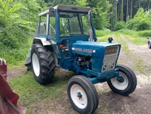 Traktor Ford 4000
