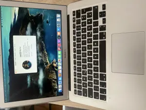 MacBook Air 13Zoll