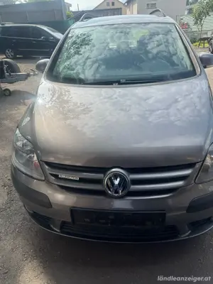 An basler oder für export vw golf plus 2008 bj td  1.9 motor 105 ps 233000km.kein tüv..