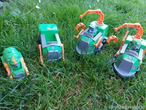Paw Patrol Autos und Figuren 