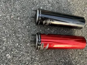 Verkaufe 2x Voca Endschalldämpfer Rot Schwarz (Moped 50ccm) Bild 3