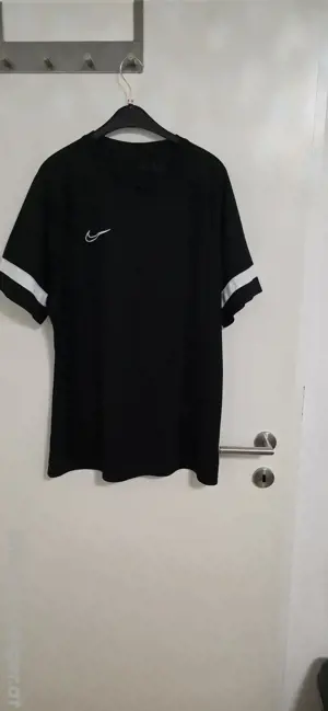 Nike T-shirt 