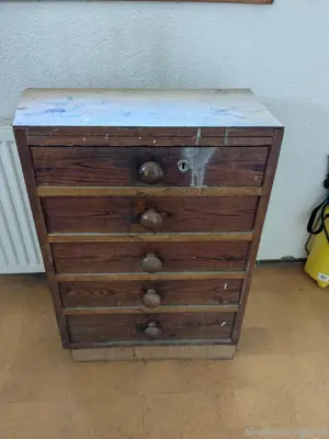 Urige Holzkommode mit 5 Schubladen Bild 4