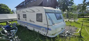 Wohnwagen   Caravan Hobby KMfe 560