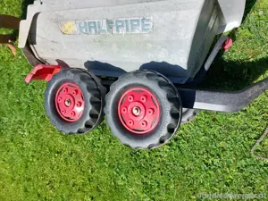 Anhänger Traktor Bild 4