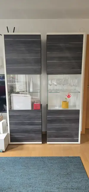 2 Stück Wohnzimmer Vitrine