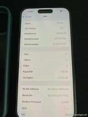 iPhone 15 black