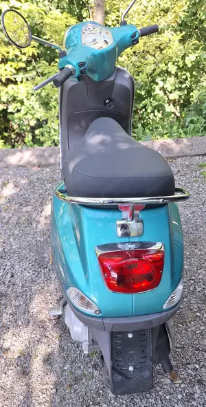 Vespa LX 50 Bild 3