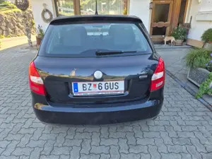 Skoda Fabia Bj.2008, 70 PS Bild 2
