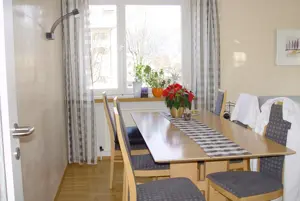 2,5-Zimmerwohnung mit verglastem Balkon, Bregenz Bild 2