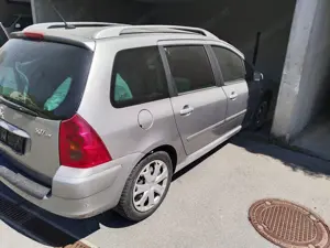 Peugeot Kombi 307 SW Bild 3