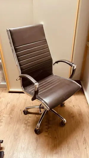 Bürostuhl 
