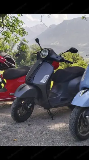 Vespa GTS 300 Super Sport Bild 4